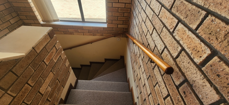 5 Bedroom Property for Sale in Dana Bay Western Cape